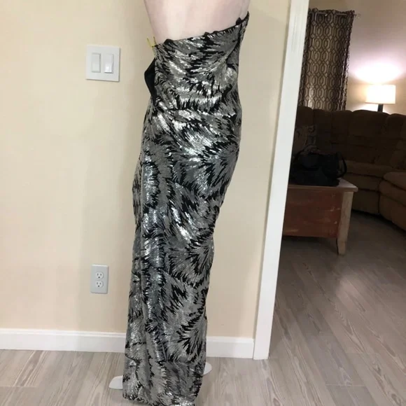 Strapless sequins - Picture 4 of 8